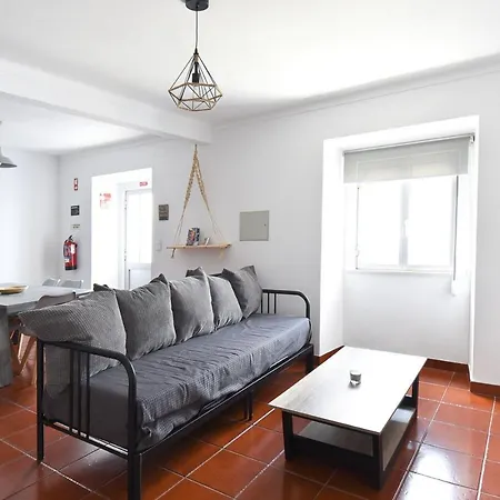 Casa de Férias 2 Bedrooms House With Wifi At *