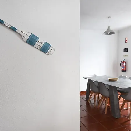 2 Bedrooms House With Wifi At *